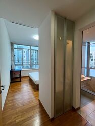 The Lakeshore (D22), Condominium #557840151